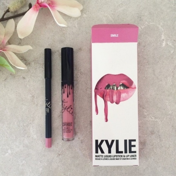 Kylie Cosmetics Other - *RARE KYLIE MATTE LIP KIT* // SMILE - NEW!! ❤️